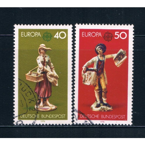 Germany 1211-12 Used set China Figurines (G0148)