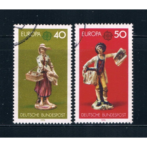 Germany 1211-12 Used set China Figurines (G0150)