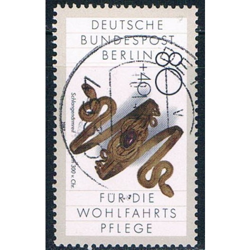 Germany 9NB252 Used Snake Bracelet 1987 CV 1.75 (G0466)