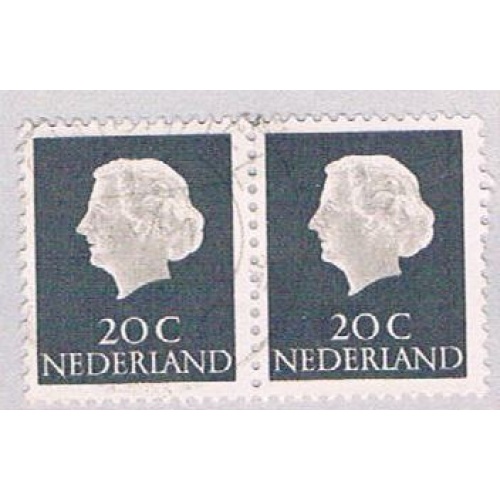 Netherlands 347 Used pair Queen Juliana 1953 (BP3258)