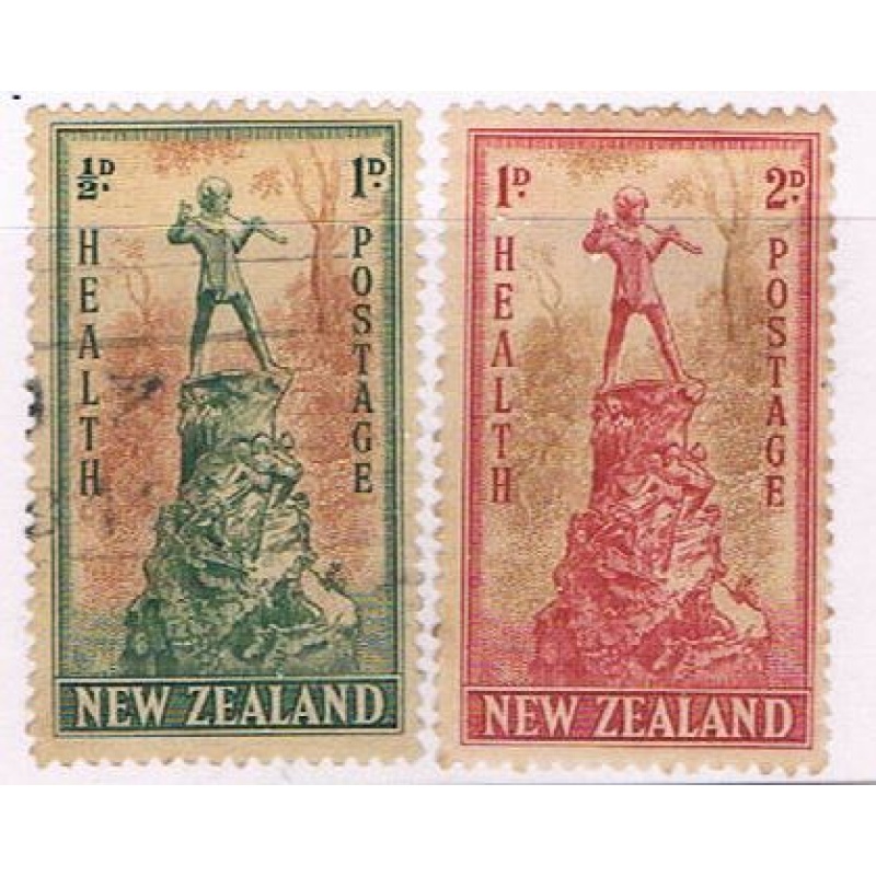 New Zealand B26-27 Used set Peter Pan Statue 1945 (N0658)
