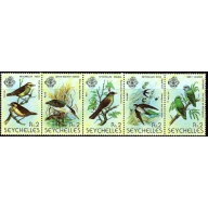 Seychelles 429a MNH 1979 Birds strip of 5 (been folded) (ad1612)