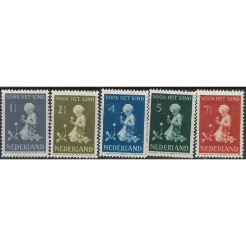 Netherlands B129-33 MH 1940 set (ak8517)