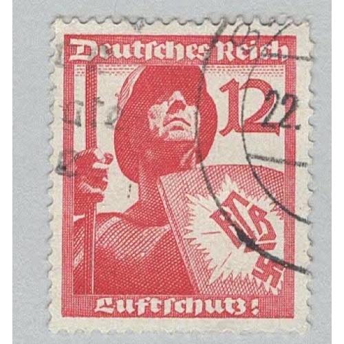 Germany 483 1938 Soldier with shield Used (BP89820)
