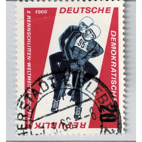 Germany Skiers tandem red 20 Used (BP91418)