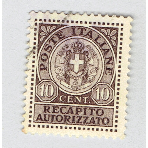 Italy EY2 Coat of Arms 1930 Used (BP92014)
