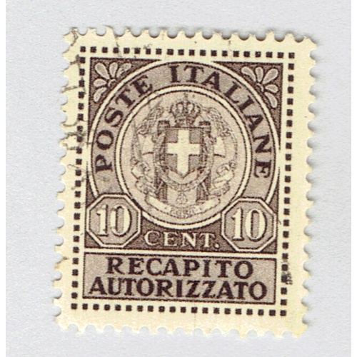 Italy EY2 Coat of Arms 1930 Used (BP92019)