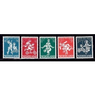 Netherlands B326-30 MH 1958 Children's Games    (ap1265)