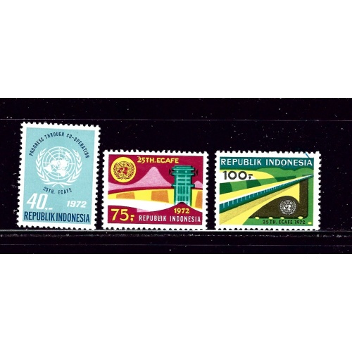 Indonesia 813-15 MLH 1972 set
