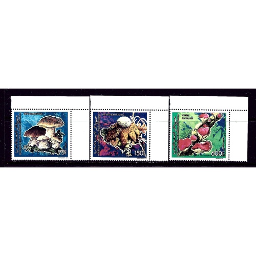 Comoro Is 776-78 MNH 1992 Mushrooms