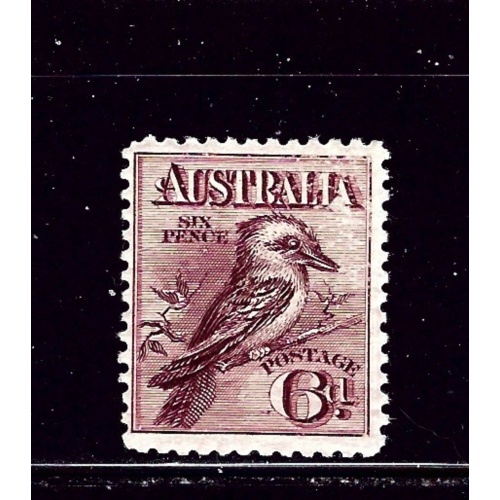 Australia 18 MNH 1914 issue   bit of color offset on back