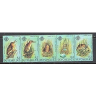 Seychelles 483 MNH 1982 Birds strip of 5 (ap7825)
