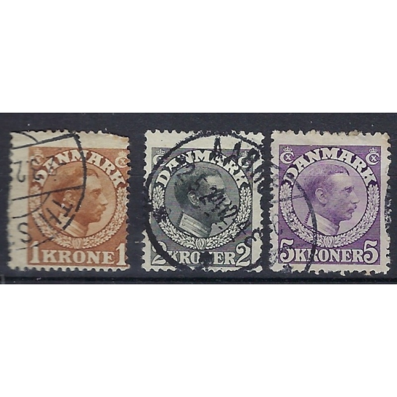 Denmark 132-34 Used 1913-20 issues; some paper remnants on back (an9562)