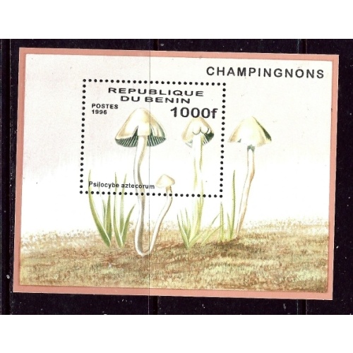 Benin 883 MNH 1996 Mushrooms    (ap6112)