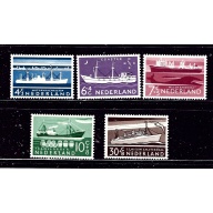Netherlands B306-10 MH 1957 Ships