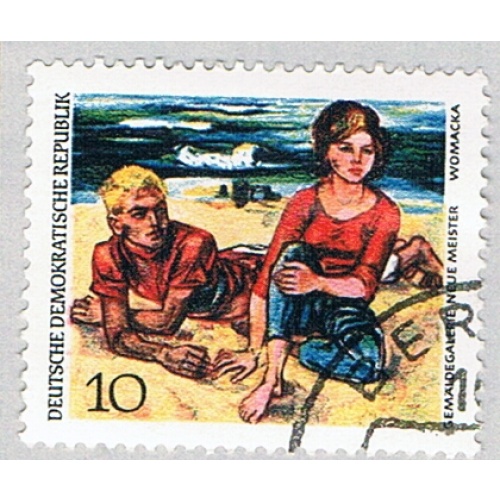 Germany DDR 1032 Used Young Couple on the Beach 1968 (BP80527)