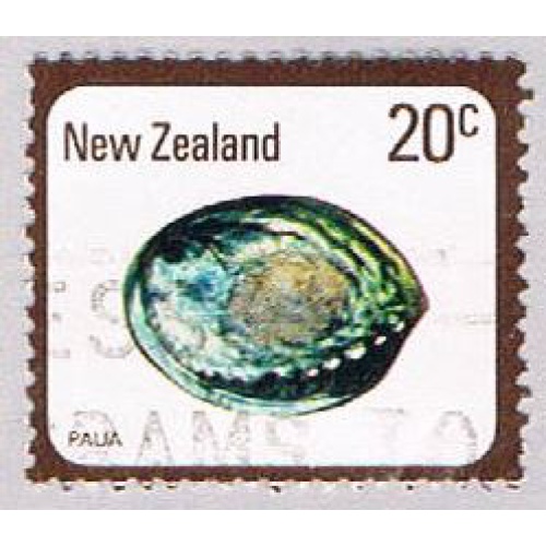 New Zealand 674 Used Paua Shell 2 1968 (BP52511)