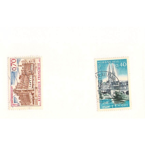 France 2 different of 2 total stamps included  (SC0_192)