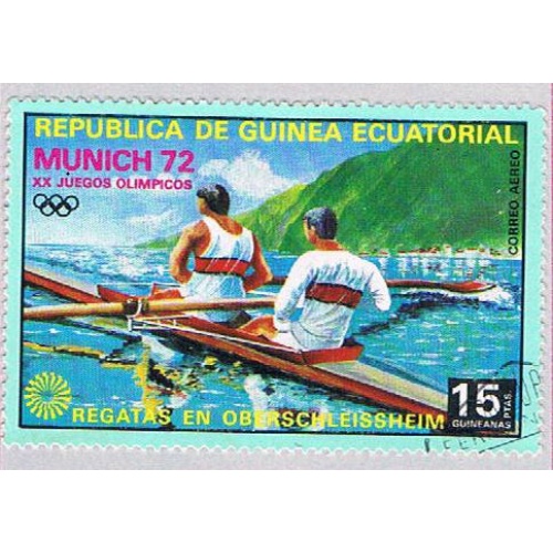 Equatorial Guinea Rowing (AP118502)