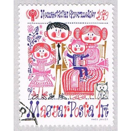 Hungary Family drawing 1 (AP111009)