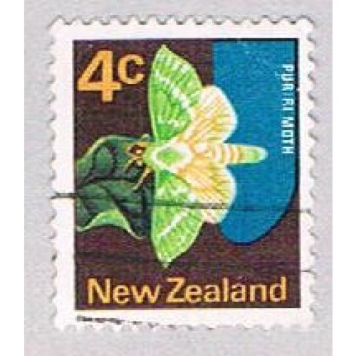 New Zealand Moth 4c (AP119723)