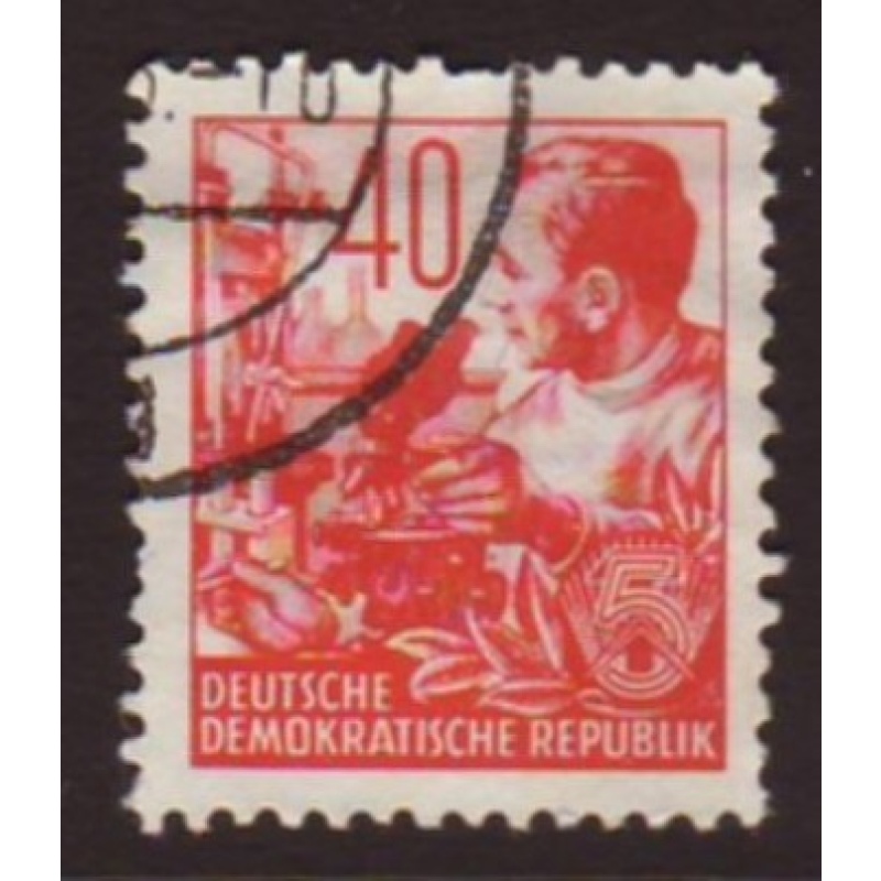 Germany DDR 1954 Sc#200 Mi#418 40pf Red Laboratory Workers Used