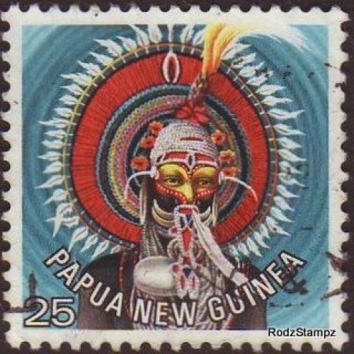 Papua New Guinea 1978 Sc#451 SG#323 25t Haus Tamboran Head Dress VFU