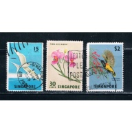 Singapore  65;68;76 Used Birds and Flowers (S0292)